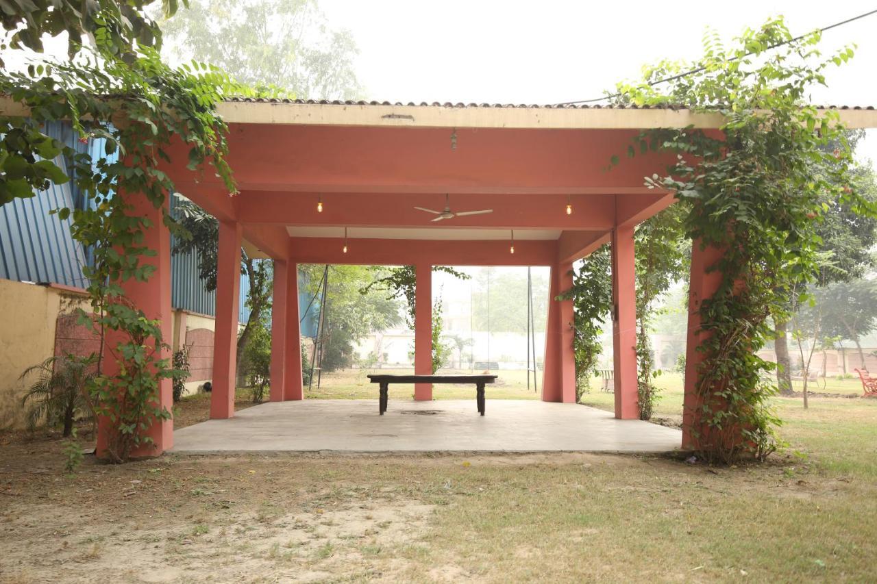 The Karnal Resort Luaran gambar